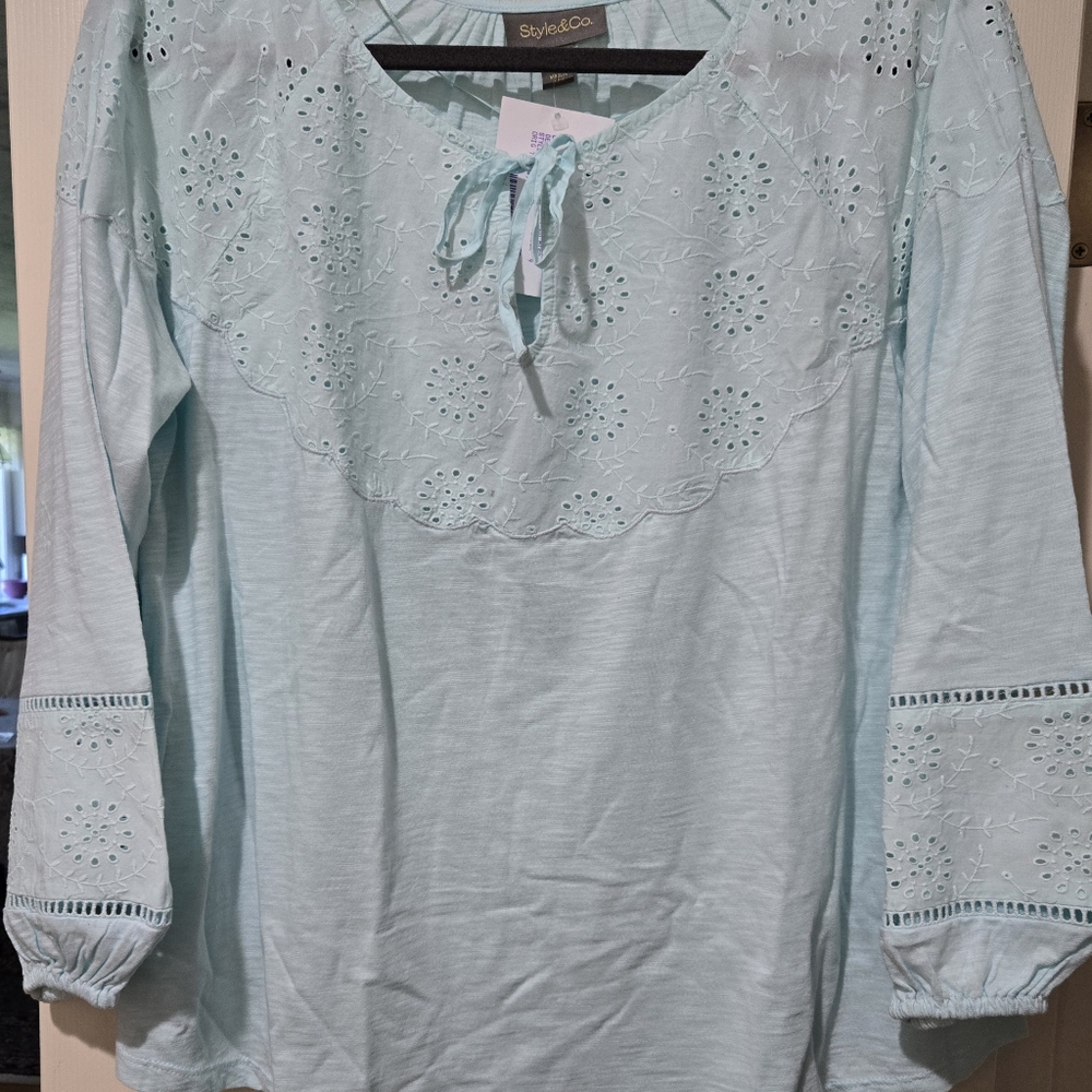 NWT Style & Co women's peasant blouse eyelet trim tie-neck size M